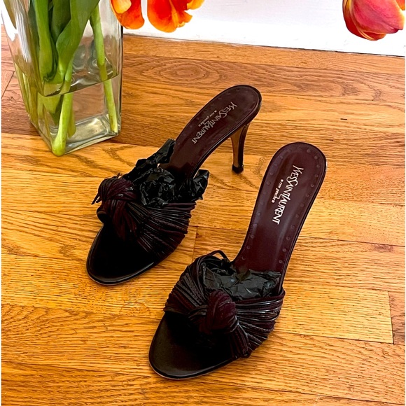 Yves Saint Laurent Heeled Sandals - Picture 5 of 5